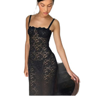 Damen Spitzen-Maxikleid mit verführerischem Schnitt und feinen Trägern WW