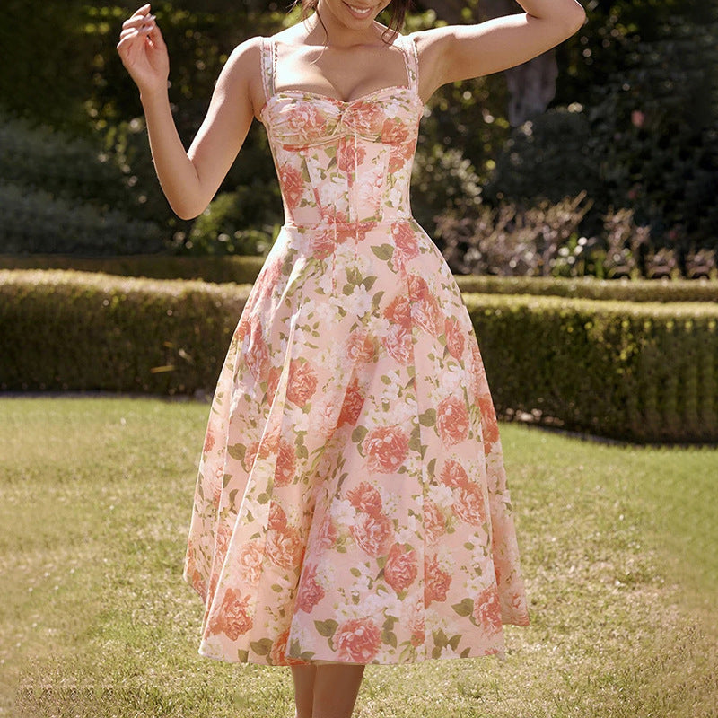 Damen Maxikleid mit floralem Design und raffiniertem Oberteil W&W Mode
