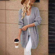 Damen Strickcardigan mit großzügigen Taschen und modernem Zopfmuster WW