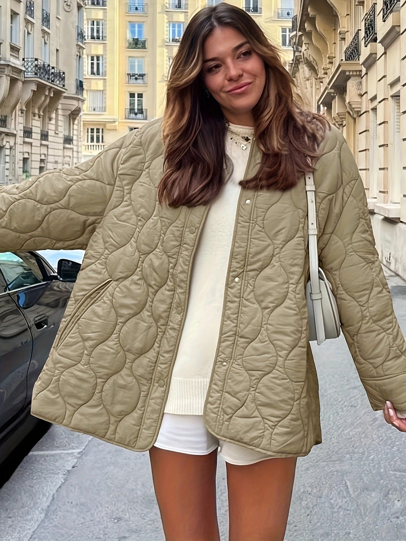 Damen Steppjacke mit großen Taschen und Rundhalsausschnitt WW