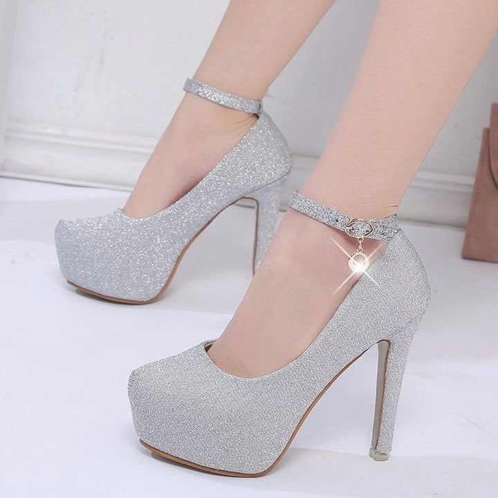 Damen Glitzernde Plateau-Pumps mit feinem Riemchen und elegantem Schmuckdetail W&W Mode