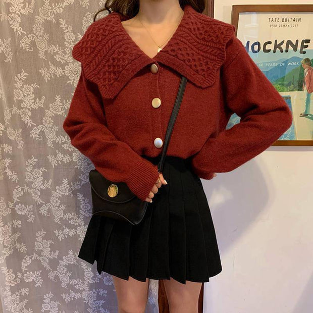 Damen Strickjacke mit breitem Kragen und dekorativen Knöpfen WW