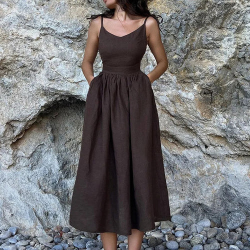 Damen Maxikleid mit verstellbaren Trägern und eleganter Taillierung W&W Mode
