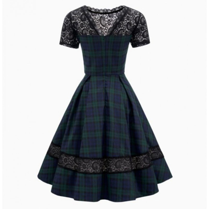 Damen Abendkleid mit Spitzenapplikationen und schwingendem Rock WW