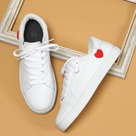 Damen Sneakers mit Herz-Applikation und weicher Innensohle WW