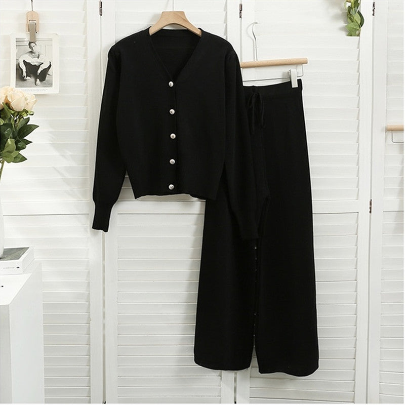 Damen raffinierter Zweiteiler aus Strick mit V-Ausschnitt und dekorativen Knöpfen WW