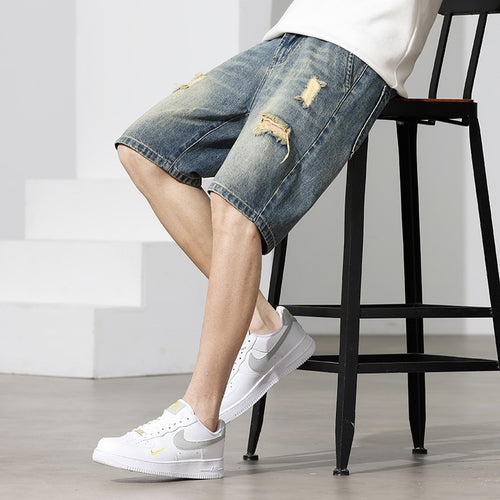 Herren Denim-Shorts mit stylischem Destroyed-Effekt und lässigem Schnitt WW