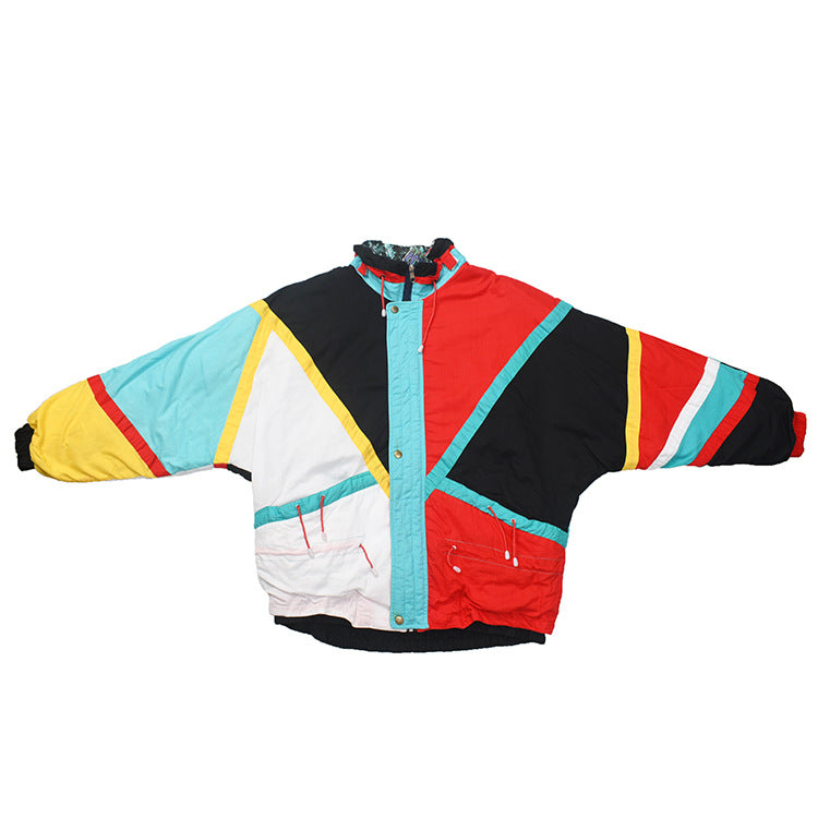 Damen Steppjacke im auffälligen Retro-Design mit hoher Funktionalität WW