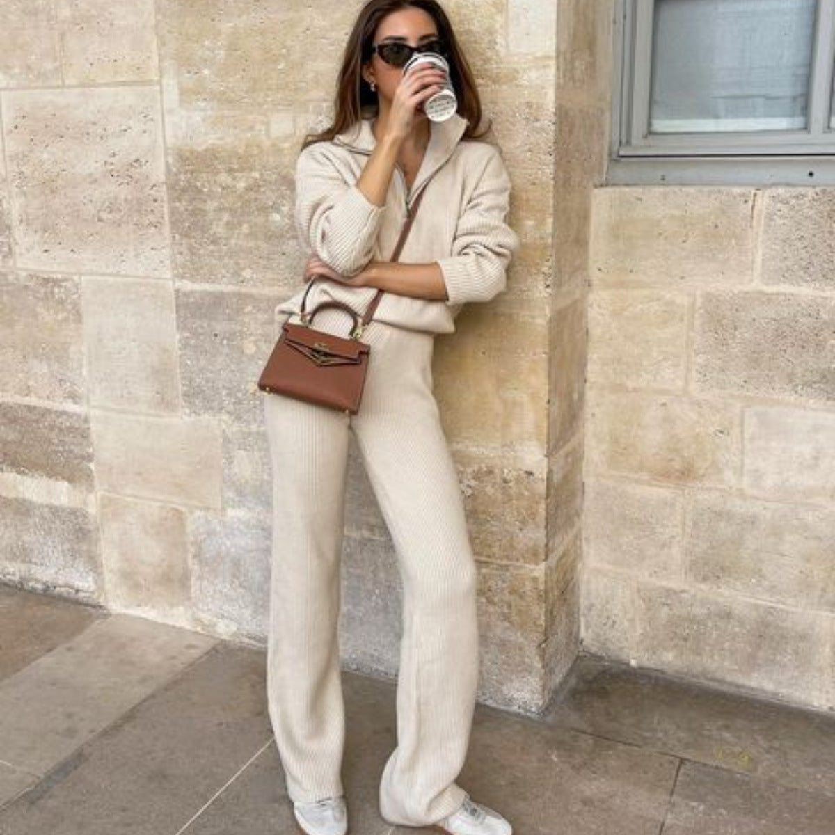 Damen bequeme und stylische Sweatshirt-Hose-Kombination WW