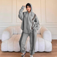 Damen Sportlicher Jumpsuit mit hohem Kragen und seitlichem Reißverschluss WW