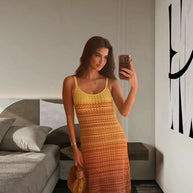 Damen Strick-Maxikleid mit seitlichem Schlitz und elegantem Muster WW