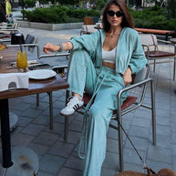 Damen sportliches Freizeit-Set mit cropped Top und weiter Hose WW