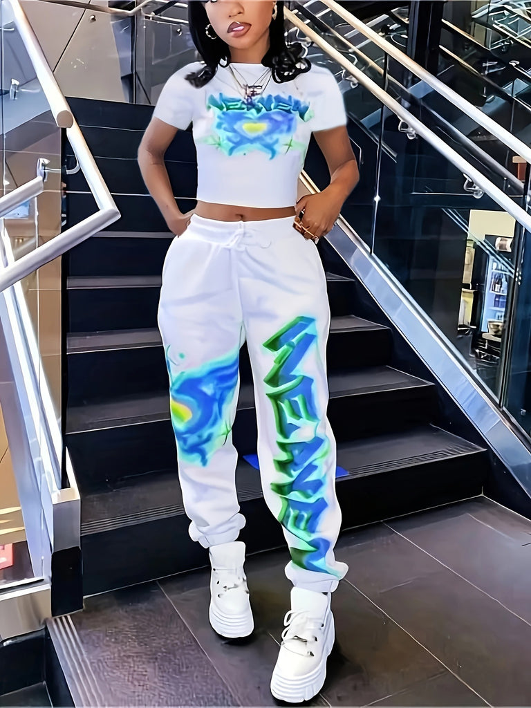 Damen Streetwear Ensemble mit kreativer Grafikgestaltung und lässigem Schnitt WW