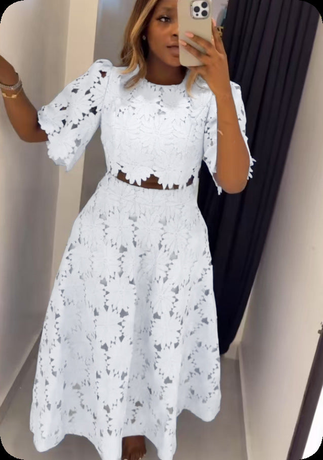 Damen gehäkeltes Maxikleid mit floralen Details WW
