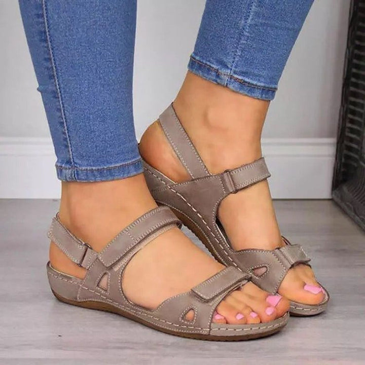 Damen Komfortable Sportliche Sandalen mit verstellbaren Riemen W&W Mode