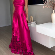 Damen Abendkleid mit aufregendem schichten Design und raffinierten Details WW