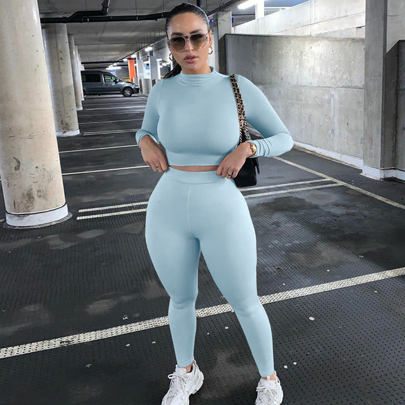 Damen Sportliches Set mit langem Oberteil und eng anliegender Hose WW