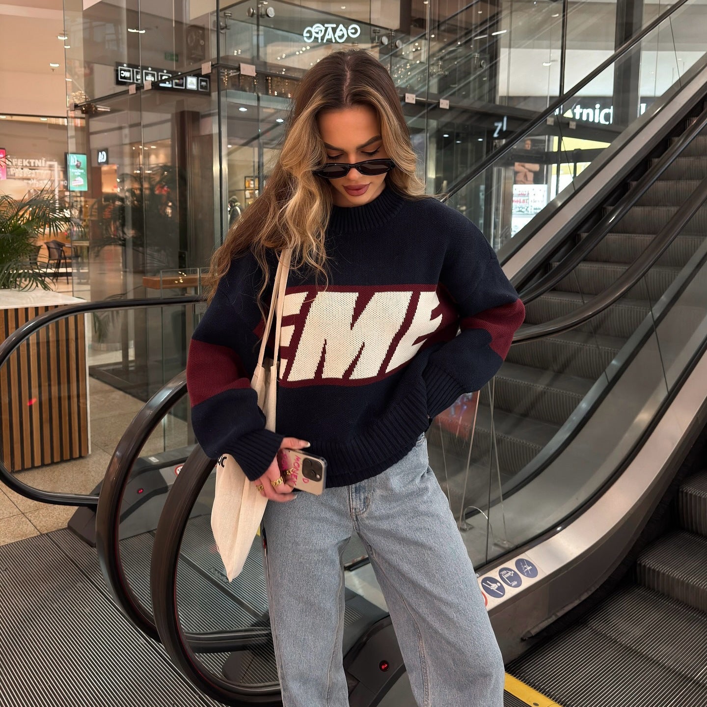 Damen sportlicher Strickpullover mit kreativem Grafikdesign und lässigem Schnitt WW