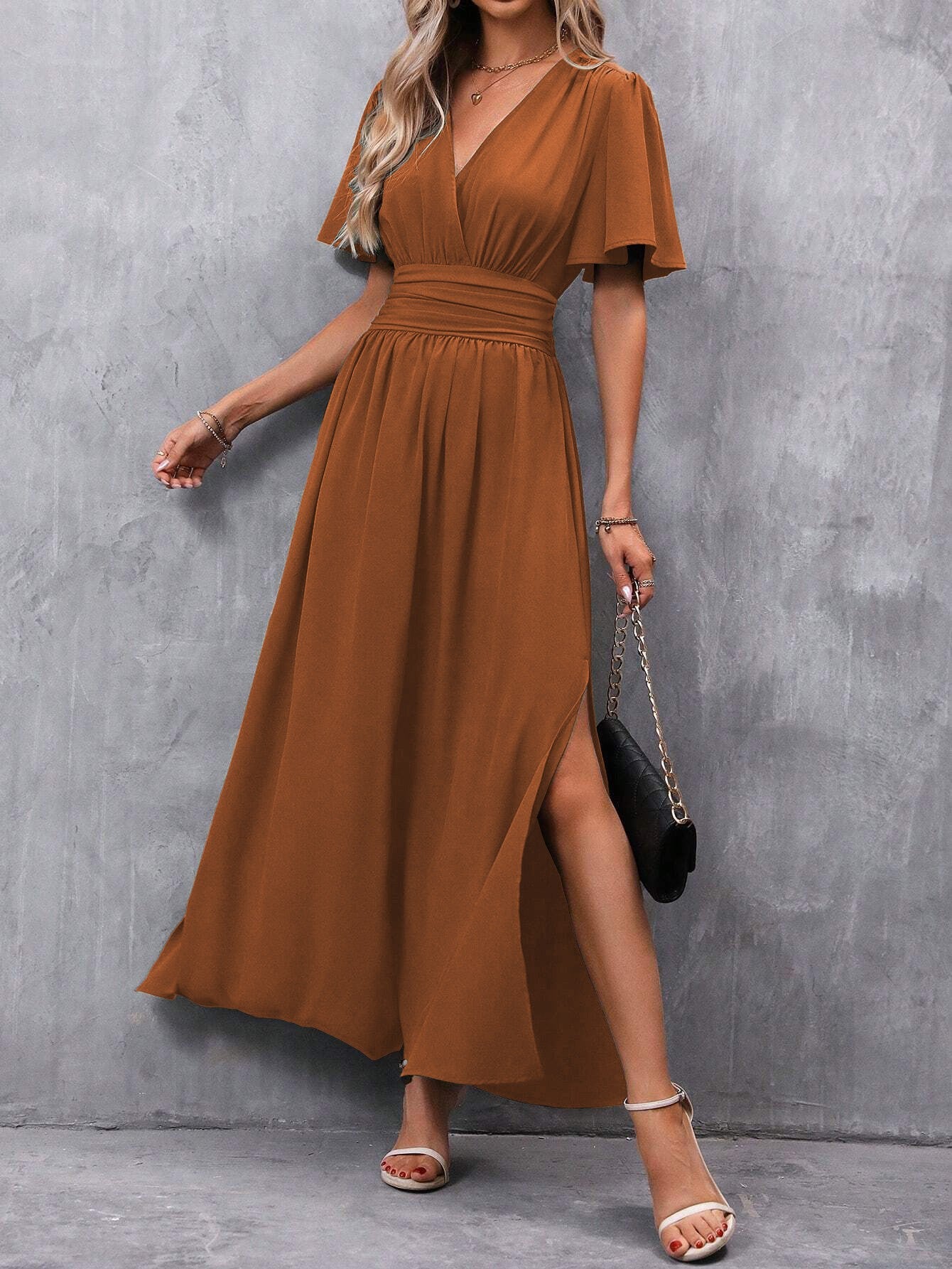 Damen maxikleid mit fließendem Schnitt und eleganten Ärmeln WW