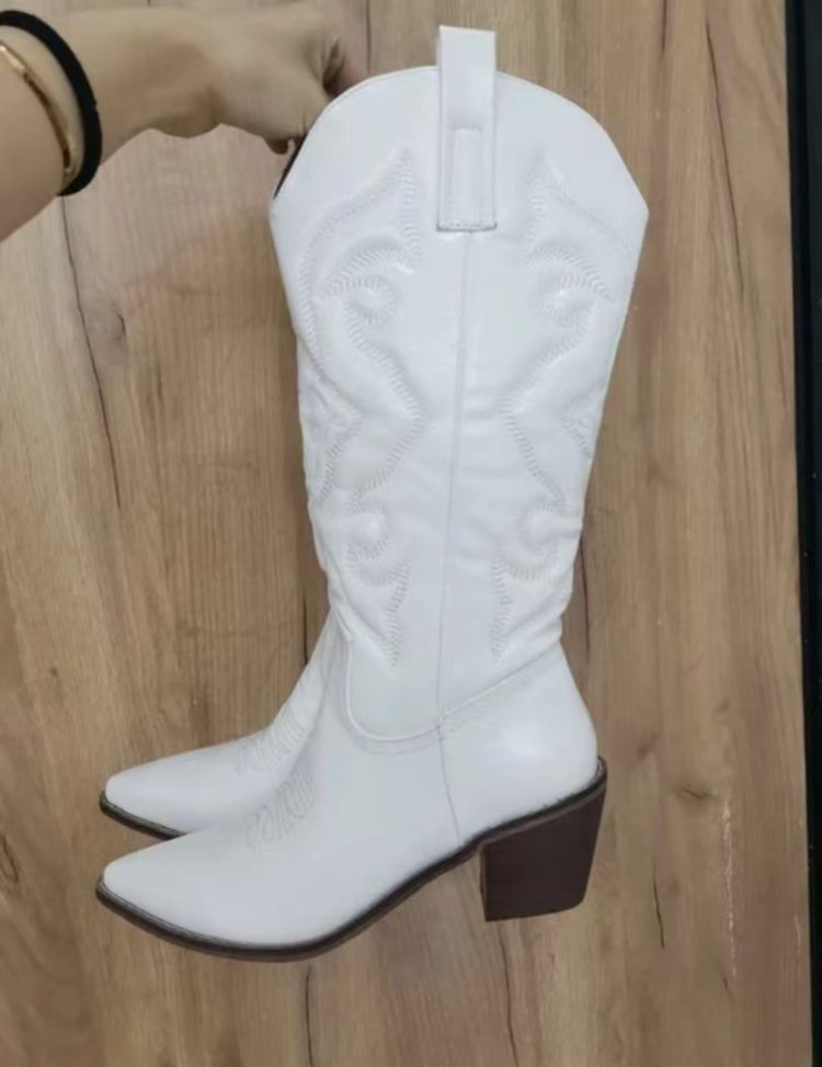 Damen Cowboystiefel mit raffiniertem Muster und stabilen Blockabsatz WW