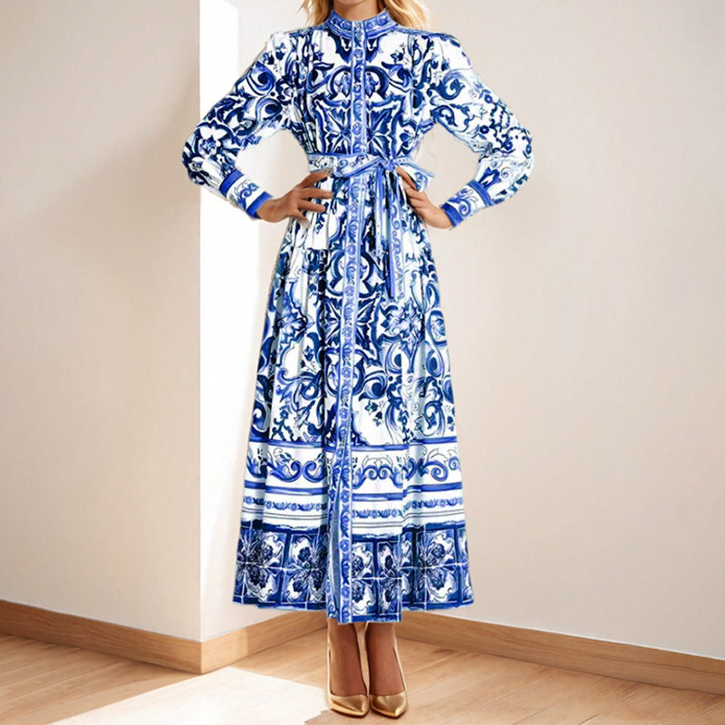 Damen Midikleid im eleganten Barockdesign mit aufwendigen Musterdetails W&W Mode