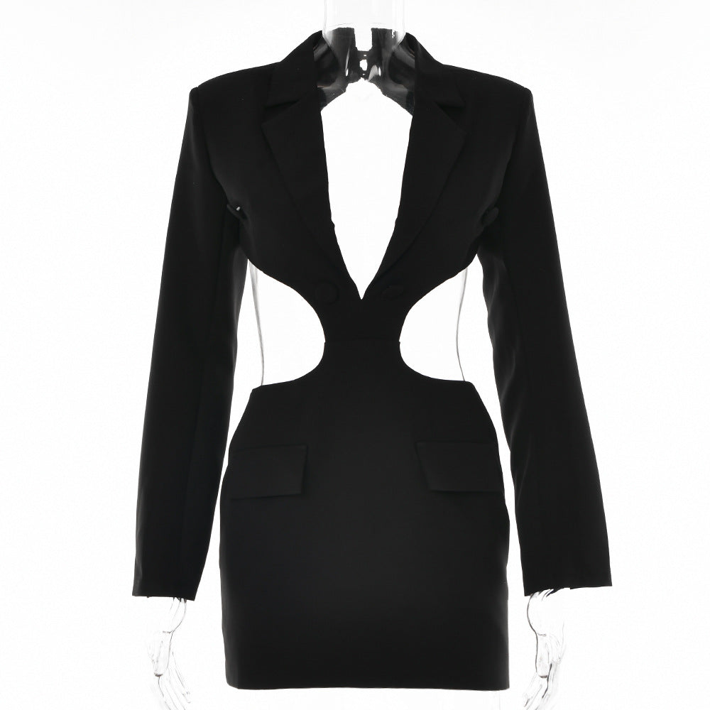 Damen Blazer-Kleid mit aufregendem Cut-Out-Design und kontrastierenden Details W&W