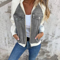Damen Denim-Jacke mit kontrastfarbenen Ärmeln und praktischen Taschen WW