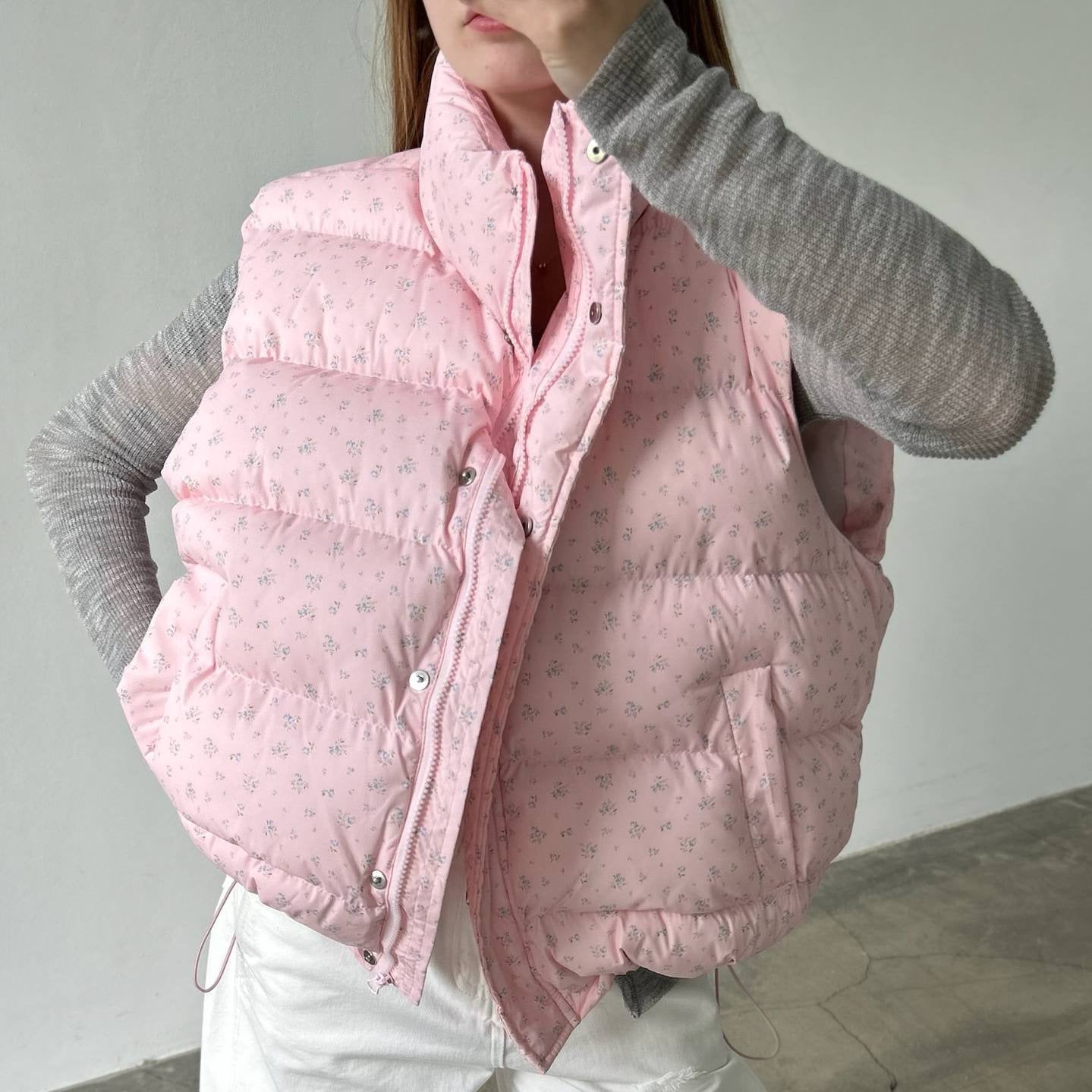 Damen Steppweste mit modischem Kragen und praktischen Taschen WW