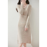Damen Strickkleid mit feiner Rippstruktur und tailliertem Schnitt WW