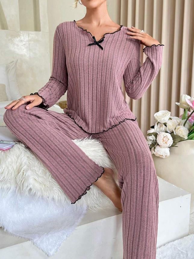 Damen Schlafanzug im eleganten Rippdesign WW