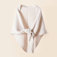 Damen Kuscheliger Wickelponcho mit modernen Fransen und elegantem Design WW