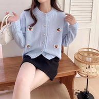 Damen Strickjacke mit dekorativen Stickereien WW