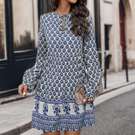 Damen Boho-inspiriertes Minikleid mit floralem Muster und Rüschendetails WW