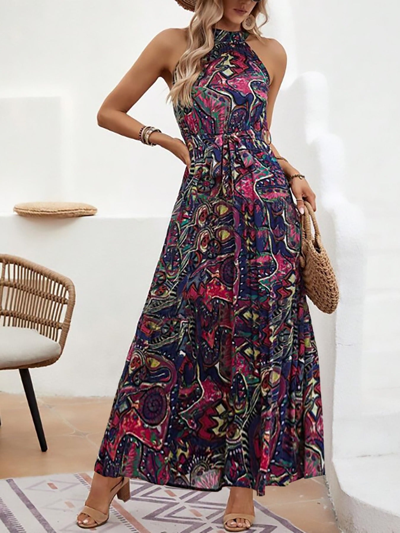 Damen Maxikleid im Boho-Stil mit elegantem Halterneck und seitlichem Bindegürtel WW