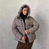 Damen Sportliche Winterjacke mit hohem Kragen und praktischen Taschen WW
