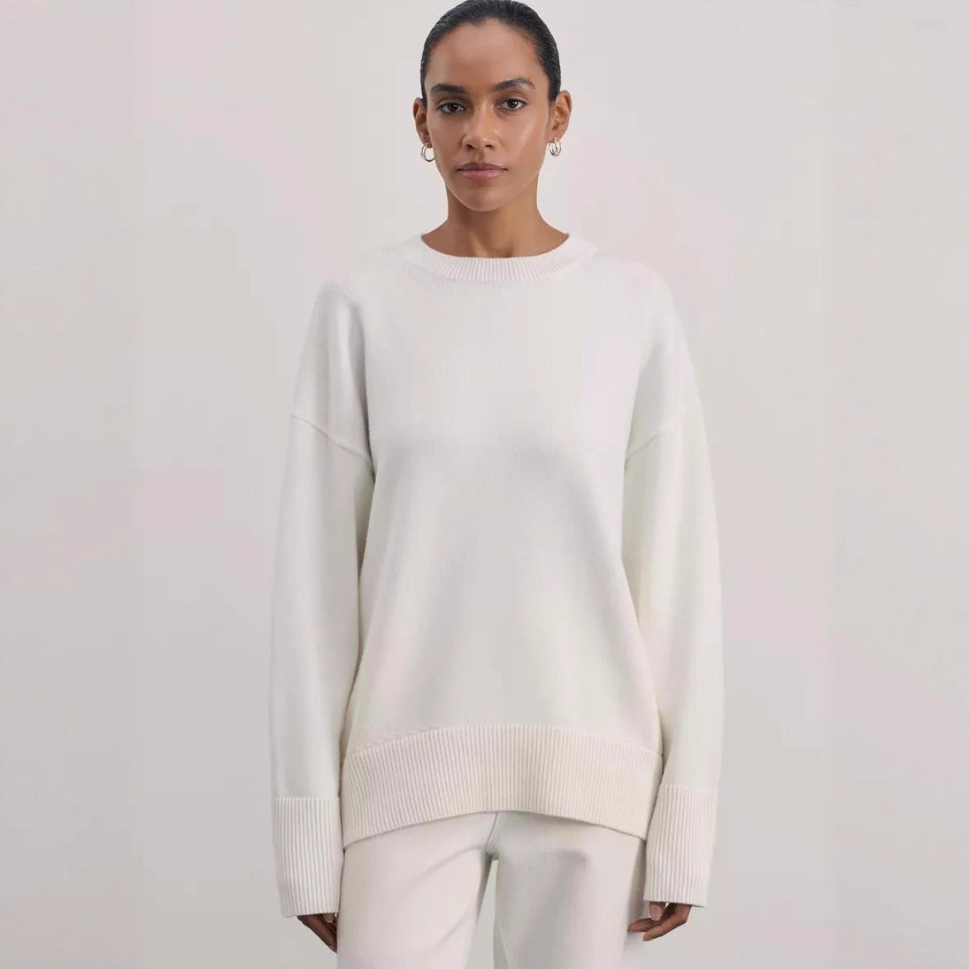 Damen Bequemer und eleganter Strickpullover mit überschnittenen Schultern und Rippenbündchen WW
