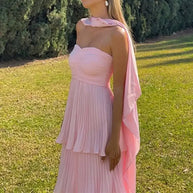 Damen Bodenlanges Rüschen-Maxikleid mit schulterfreiem Schnitt und fließendem Material WW