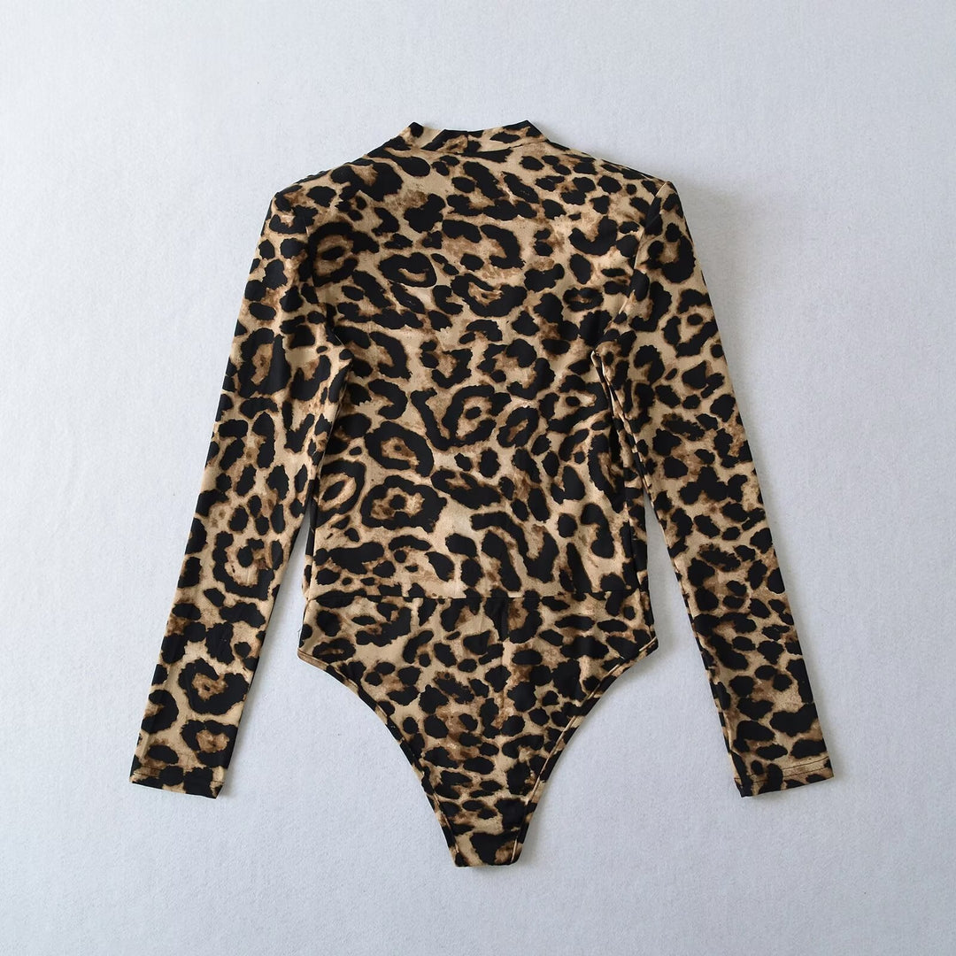 Damen Body mit elegantem Leopardenmuster und tiefem V-Ausschnitt W&W Mode