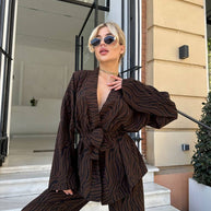 Damen Set aus leichtem Blazer und weiter Hose im floralem Design WW