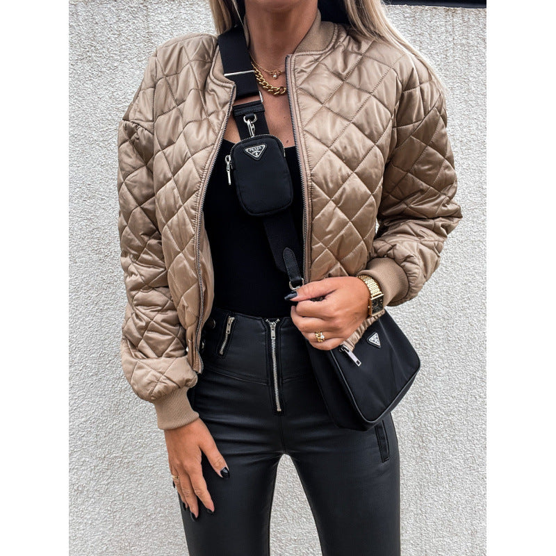 Damen Steppjacke mit elastischem Bund und praktischen Taschen WW