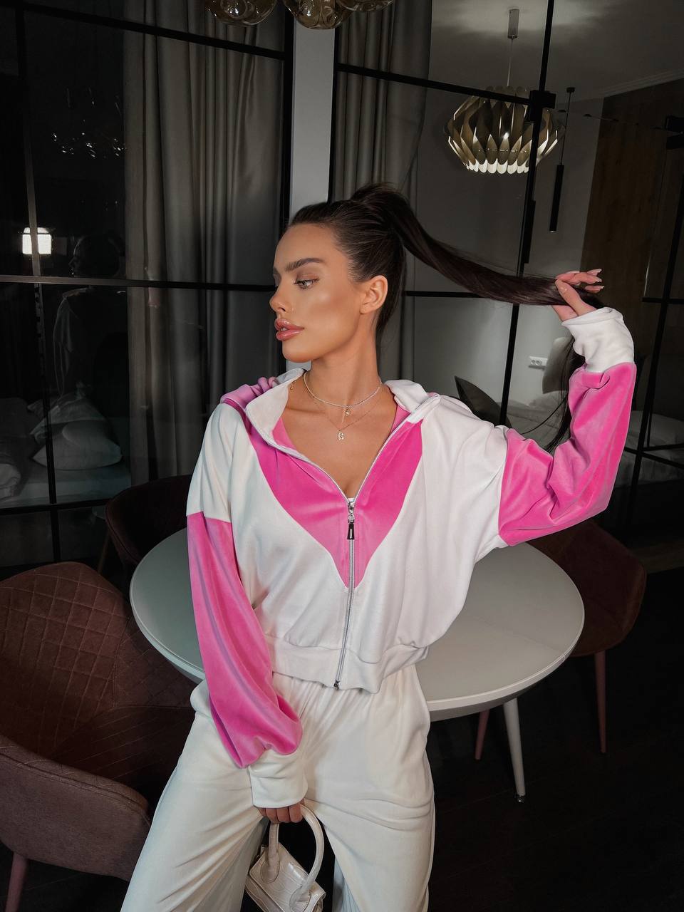 Damen sportlicher Fleece-Cropped-Hoodie mit hohem Kragen und breiten Ärmeln WW