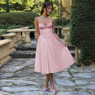 Damen Midi Kleid mit figurbetonter Corsage und schwingendem Rock W&W