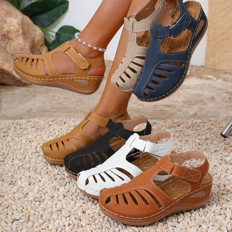 Damen bequeme Sandalen mit anatomisch geformtem Fußbett und luftigen Schlitzdesign WW
