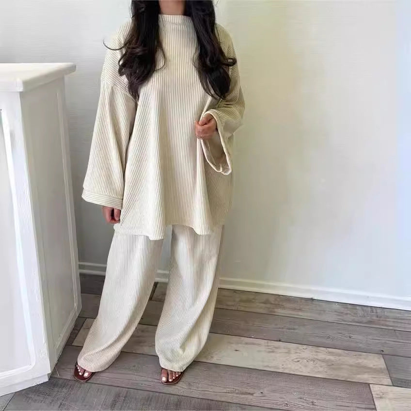 Damen Bequemes und stylisches Lounge-Set aus Rippstrick WW