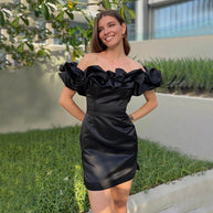 Damen Off-Shoulder Minikleid mit voluminösen Rüschen WW