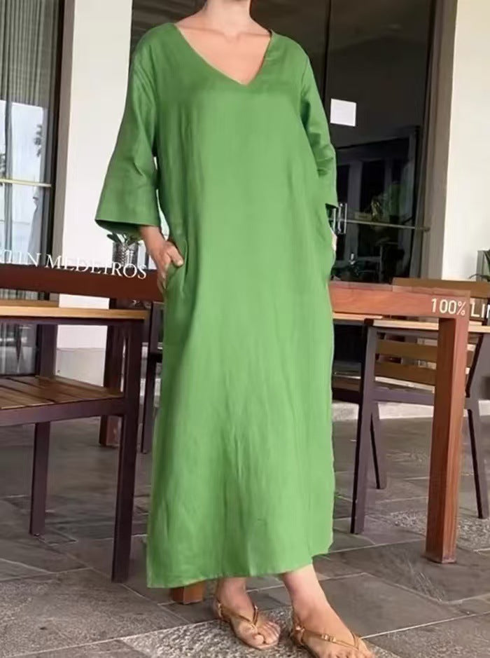 Damen Langes Leinenkleid mit tiefem V-Ausschnitt und seitlichen Taschen WW