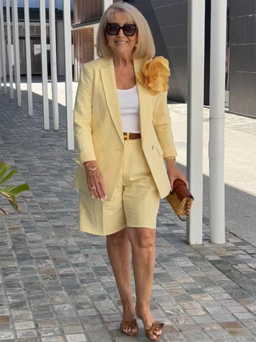 Damen elegantes Blazer-Shorts-Ensemble mit modischer Knopfdetail und hochwertigem Material W&W Mode
