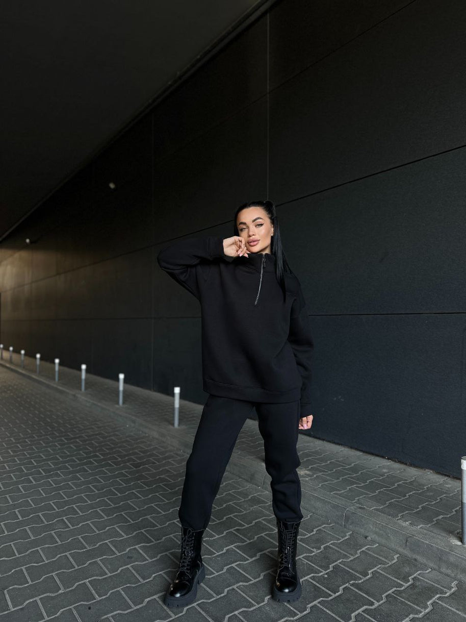 Damen sportliches Fleece-Set mit hohem Kragen und praktischen Reißverschlusselementen WW