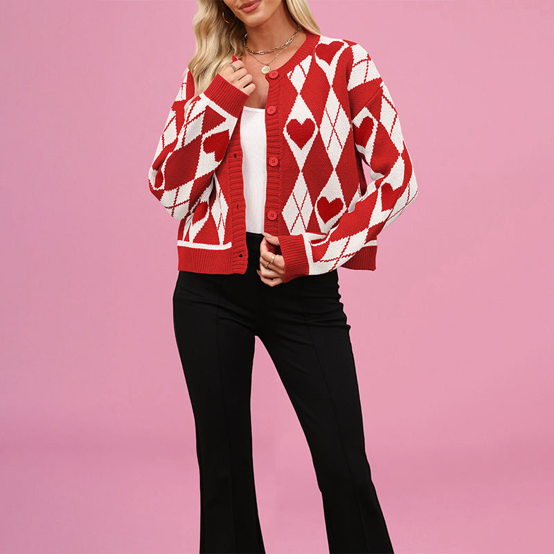 Damen Strickjacke im verspielten Herzdesign mit Knopfleiste WW