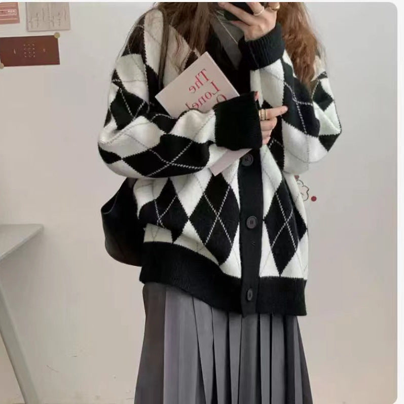Damen Strickjacke mit Rauten-Design und knöpfen WW
